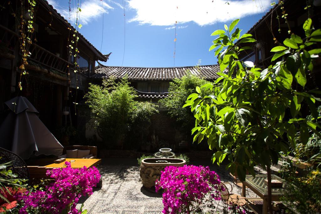 Lijiang Emerald Bay Inn Екстер'єр фото