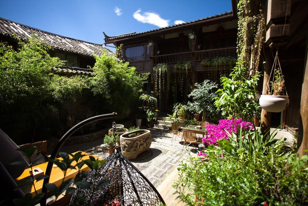 Lijiang Emerald Bay Inn Екстер'єр фото