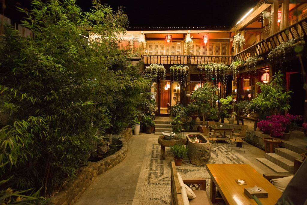 Lijiang Emerald Bay Inn Екстер'єр фото