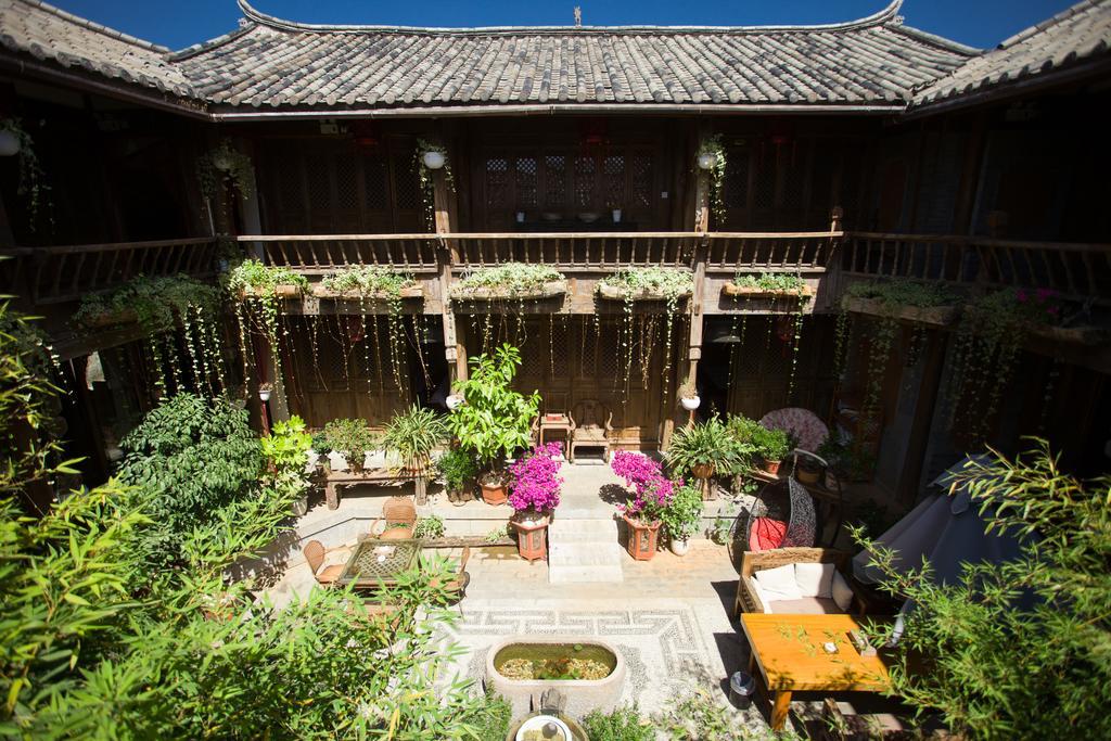 Lijiang Emerald Bay Inn Екстер'єр фото