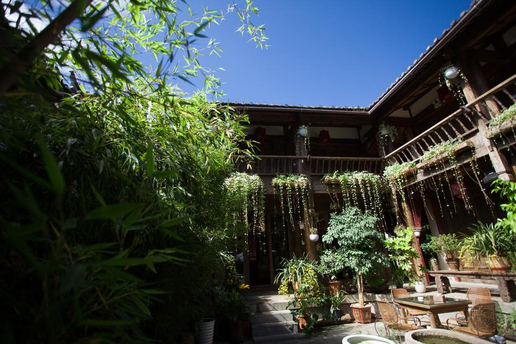 Lijiang Emerald Bay Inn Екстер'єр фото