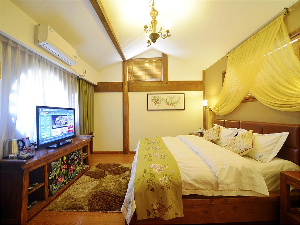 Lijiang Emerald Bay Inn Екстер'єр фото