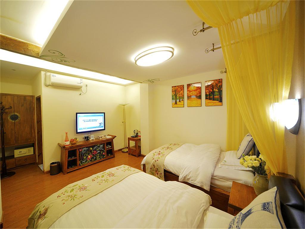 Lijiang Emerald Bay Inn Екстер'єр фото
