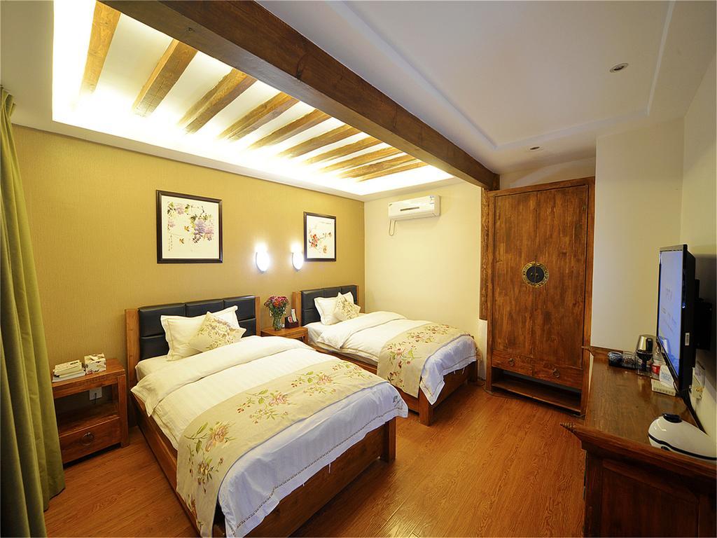 Lijiang Emerald Bay Inn Екстер'єр фото