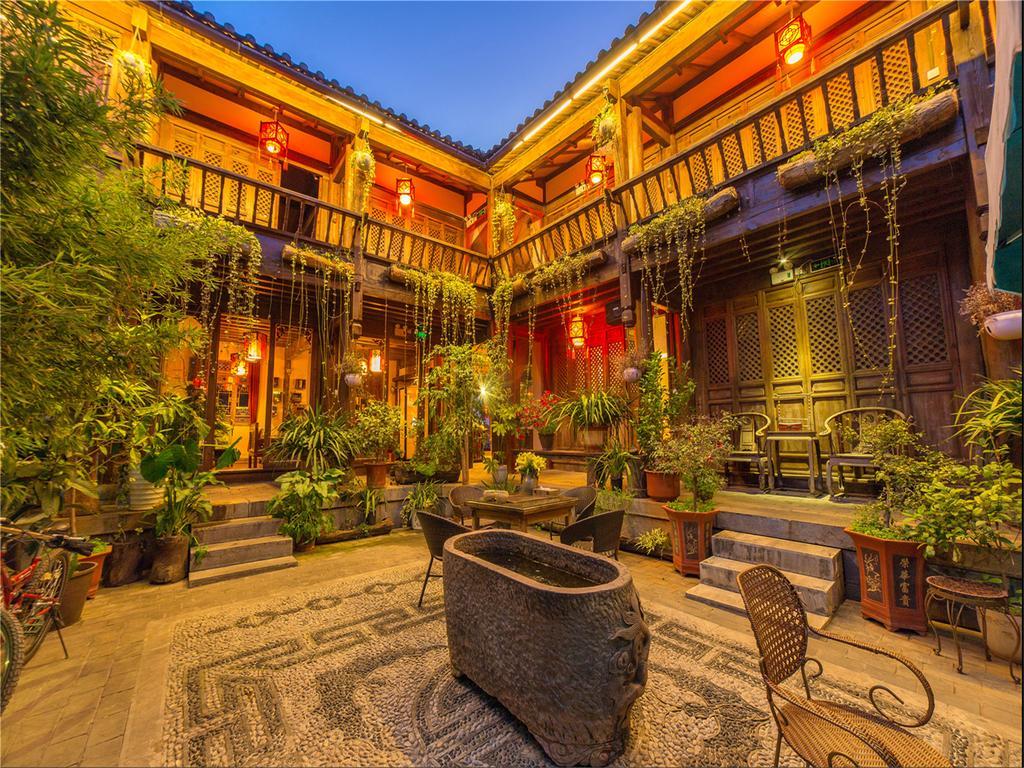 Lijiang Emerald Bay Inn Екстер'єр фото
